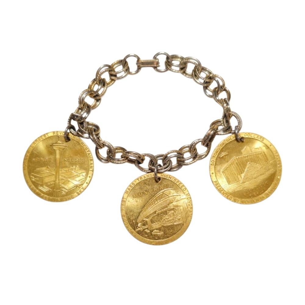 Vintage 1962 Seattle World's Fair Century 21 Official Medal Charm Bracelet 8.25"
